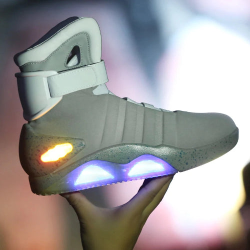 LED Lichtgevende Schoenen. Skate Boots voor Heren, Dames & Kinderen zoals op Tik Tok